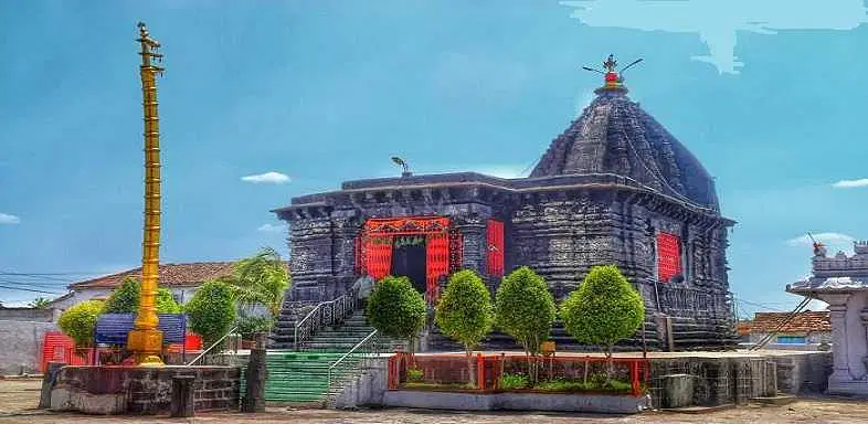 https://avathioutdoors.gumlet.io/travelGuide/dev/adilabad_P1099.jpg