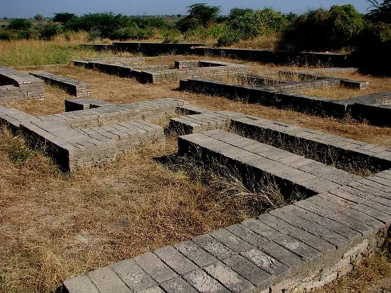 https://avathioutdoors.gumlet.io/travelGuide/dev/ahmedabad_P2362.jpg