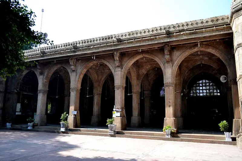 https://avathioutdoors.gumlet.io/travelGuide/dev/ahmedabad_P3878.jpg