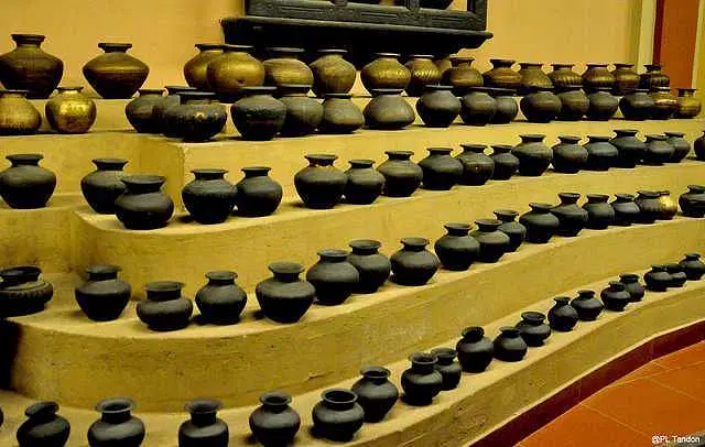 Explore VECHAAR Utensils Museum