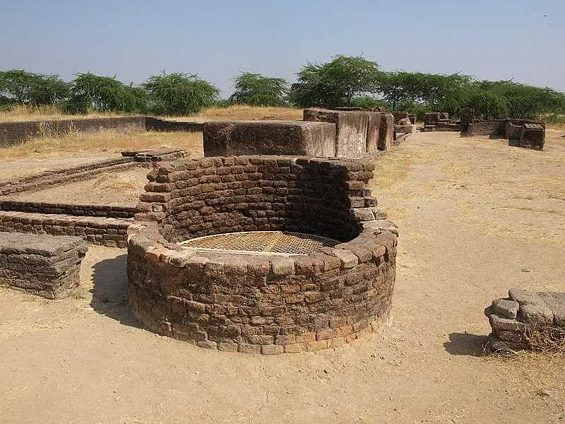 https://avathioutdoors.gumlet.io/travelGuide/dev/ahmedabad_P6395.jpg