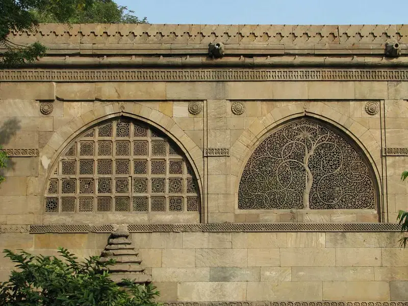 https://avathioutdoors.gumlet.io/travelGuide/dev/ahmedabad_P6418.jpg