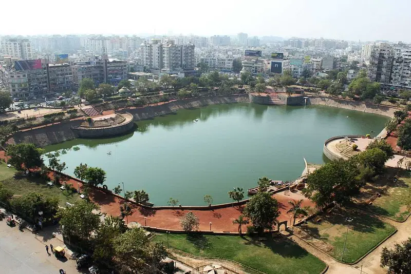 https://avathioutdoors.gumlet.io/travelGuide/dev/ahmedabad_P7778.jpg