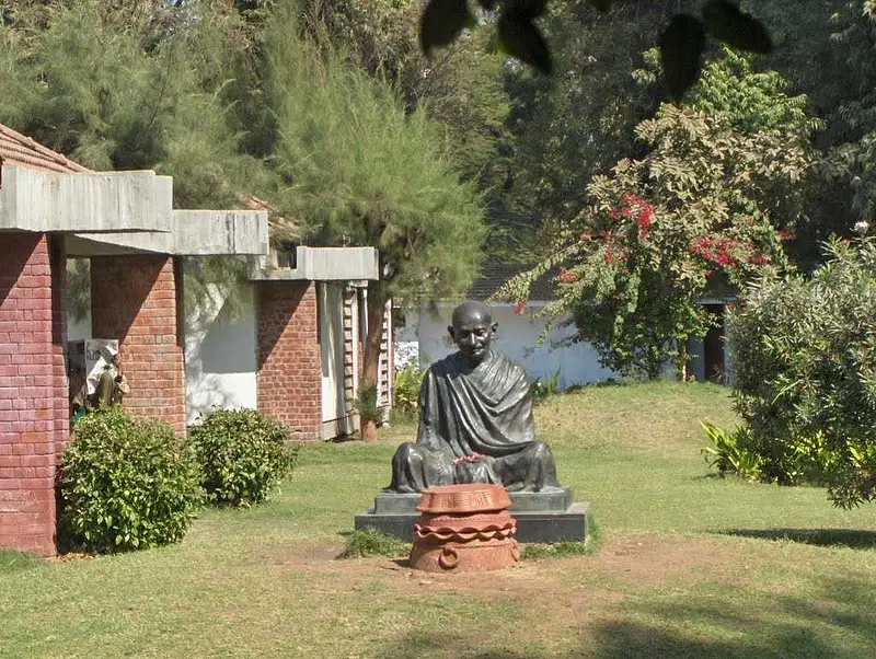 https://avathioutdoors.gumlet.io/travelGuide/dev/ahmedabad_P9023.jpg