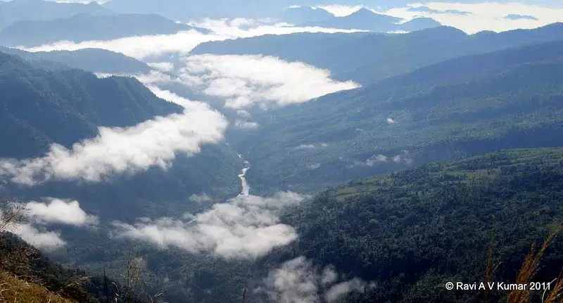 https://avathioutdoors.gumlet.io/travelGuide/dev/aizawl79073.jpg