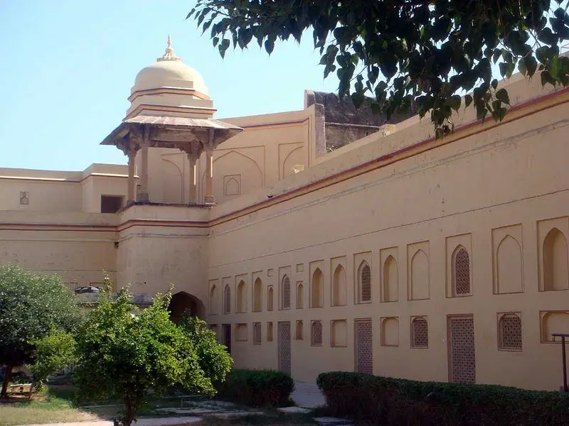 https://avathioutdoors.gumlet.io/travelGuide/dev/ajmer78143.jpg
