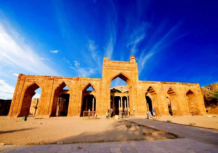https://avathioutdoors.gumlet.io/travelGuide/dev/ajmer93633.jpg