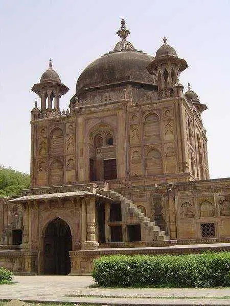 https://avathioutdoors.gumlet.io/travelGuide/dev/allahabad99348.jpg
