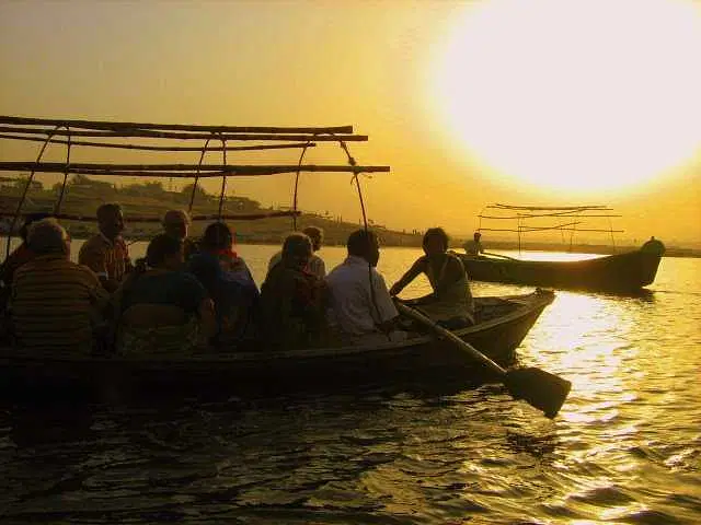 https://avathioutdoors.gumlet.io/travelGuide/dev/allahabad_P1885.jpg