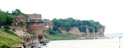 https://avathioutdoors.gumlet.io/travelGuide/dev/allahabad_P4159.jpg