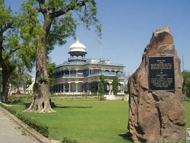 https://avathioutdoors.gumlet.io/travelGuide/dev/allahabad_P7453.jpg