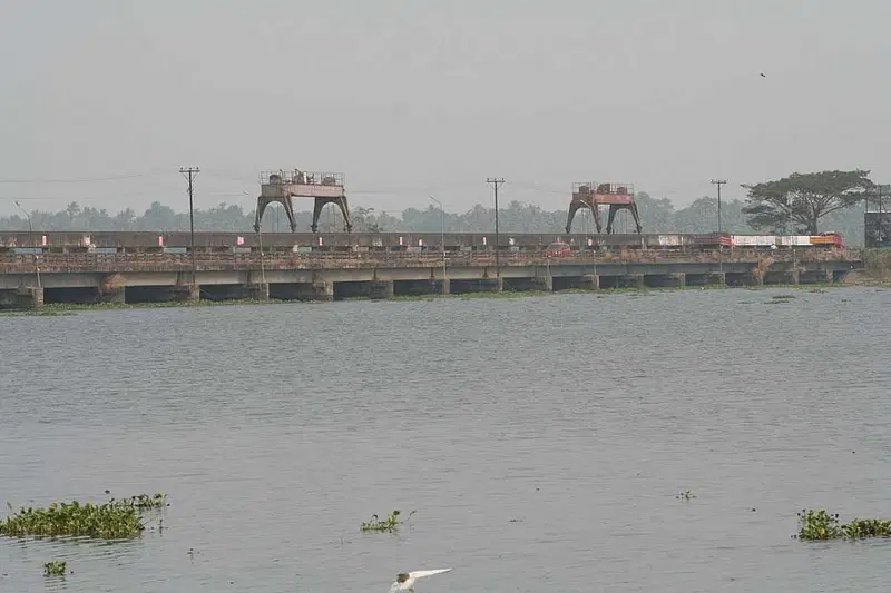https://avathioutdoors.gumlet.io/travelGuide/dev/alleppey_P6723.jpg