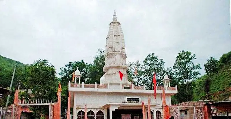 https://avathioutdoors.gumlet.io/travelGuide/dev/alwar_P4227.jpg