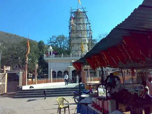 Trek to Naldeshwar Shrine