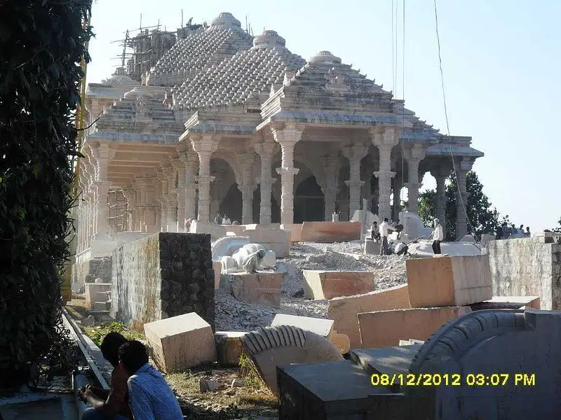 Visit Narmadakund Temple Complex