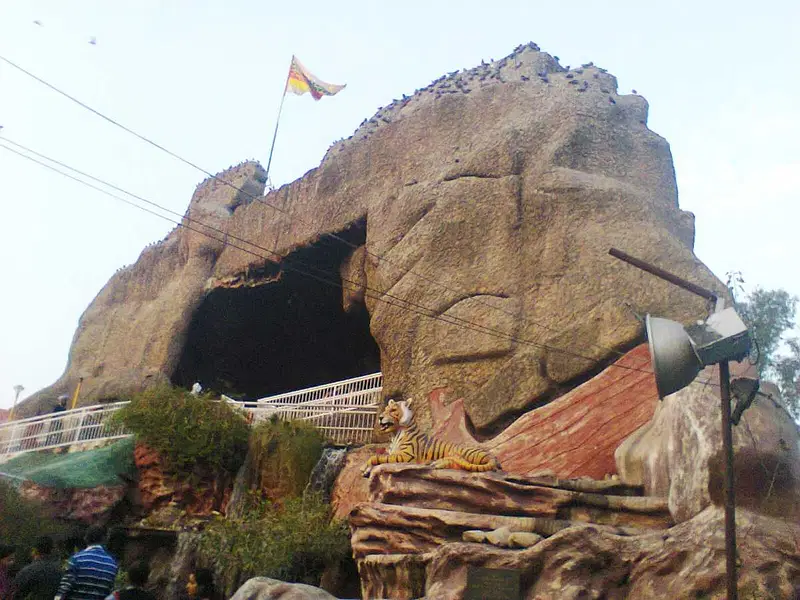 https://avathioutdoors.gumlet.io/travelGuide/dev/amarnath_P3341.jpg