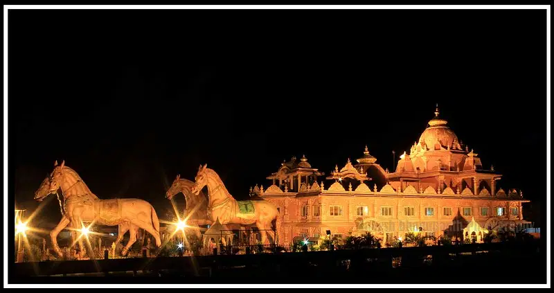 https://avathioutdoors.gumlet.io/travelGuide/dev/anantapur_P1130.jpg