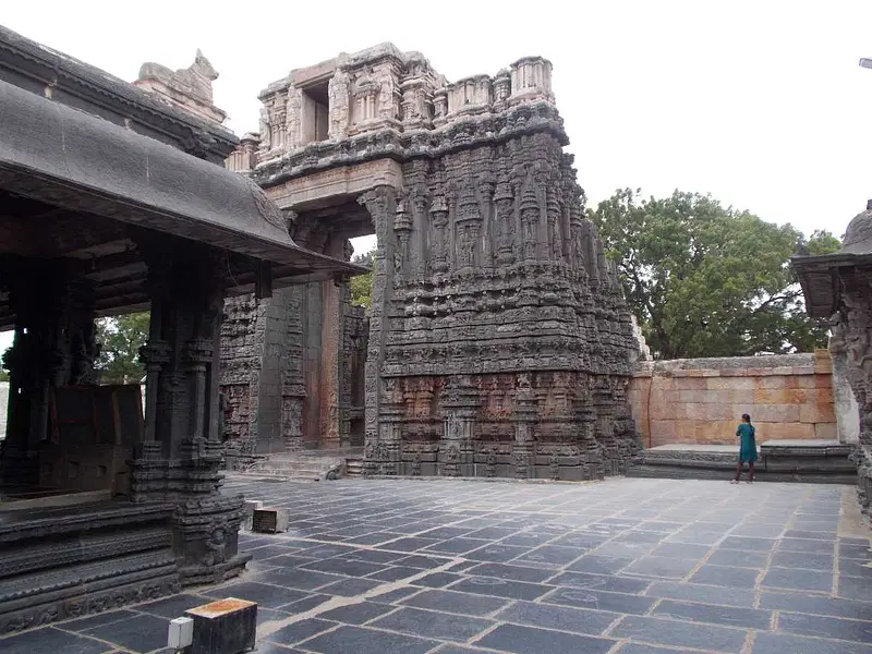 https://avathioutdoors.gumlet.io/travelGuide/dev/anantapur_P5045.jpg