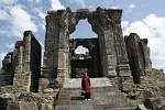 https://avathioutdoors.gumlet.io/travelGuide/dev/anantnag_P9078.jpg