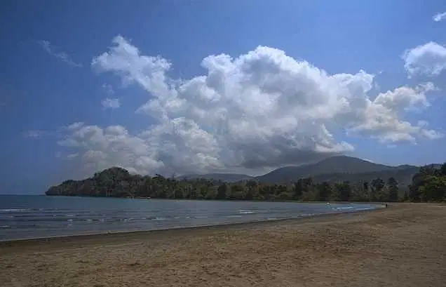 Explore Pathi Level Beach