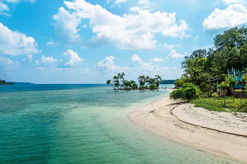 https://avathioutdoors.gumlet.io/travelGuide/dev/andaman-nicobar-islands_P1951.jpg