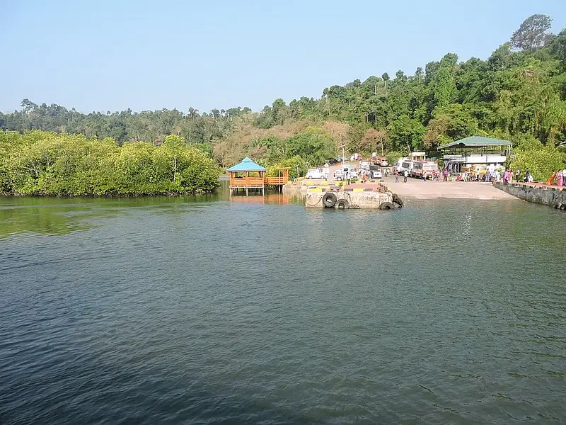 https://avathioutdoors.gumlet.io/travelGuide/dev/andaman-nicobar-islands_P2247.jpg