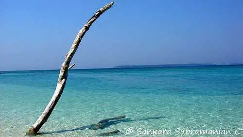 https://avathioutdoors.gumlet.io/travelGuide/dev/andaman-nicobar-islands_P5841.jpg