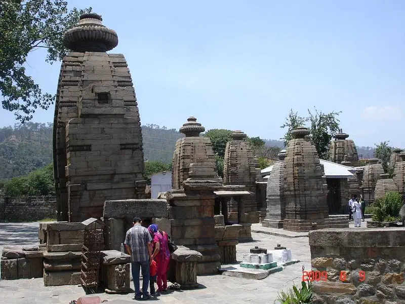https://avathioutdoors.gumlet.io/travelGuide/dev/bageshwar_P1779.jpg