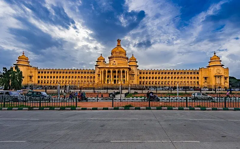 https://avathioutdoors.gumlet.io/travelGuide/dev/bangalore72267.jpg