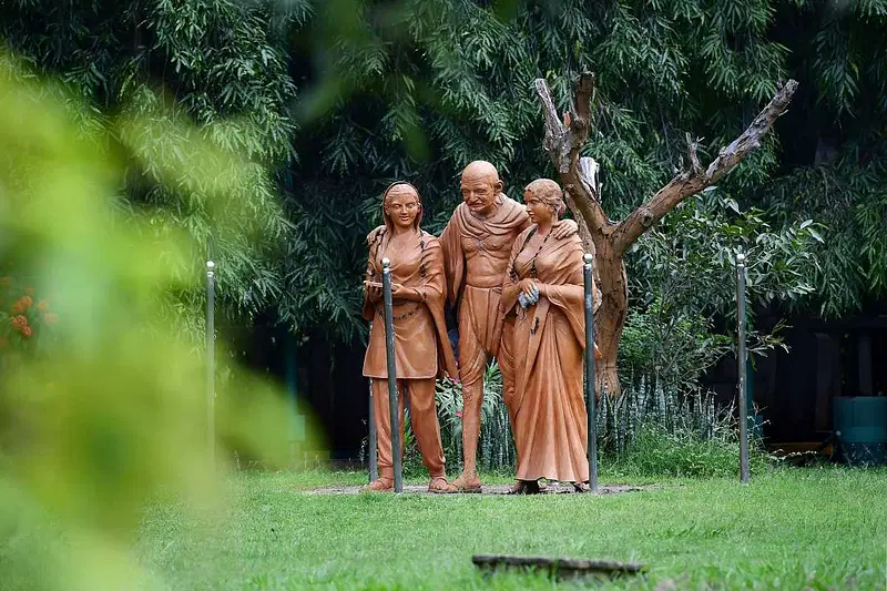 https://avathioutdoors.gumlet.io/travelGuide/dev/bangalore_P2483.jpg