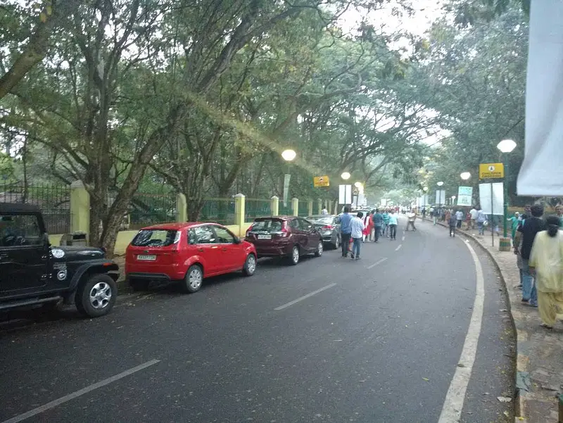 https://avathioutdoors.gumlet.io/travelGuide/dev/bangalore_P3860.jpg