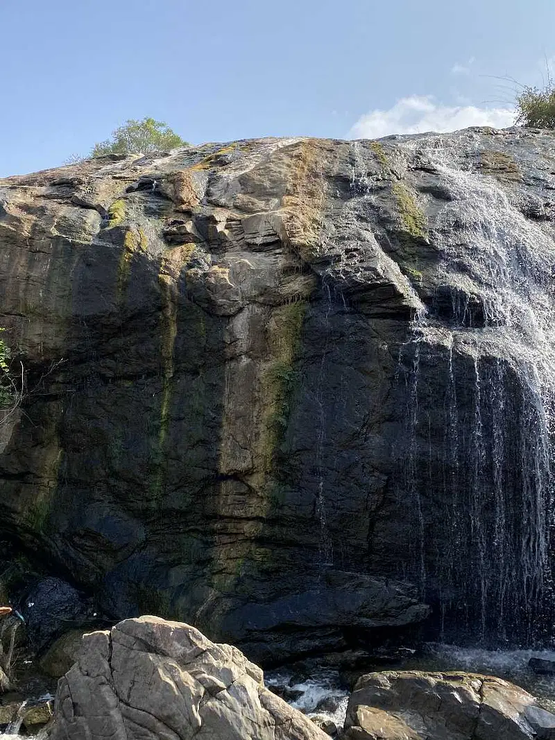https://avathioutdoors.gumlet.io/travelGuide/dev/bangalore_P6473.jpg