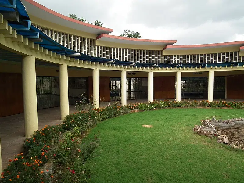 https://avathioutdoors.gumlet.io/travelGuide/dev/bangalore_P6474.jpg