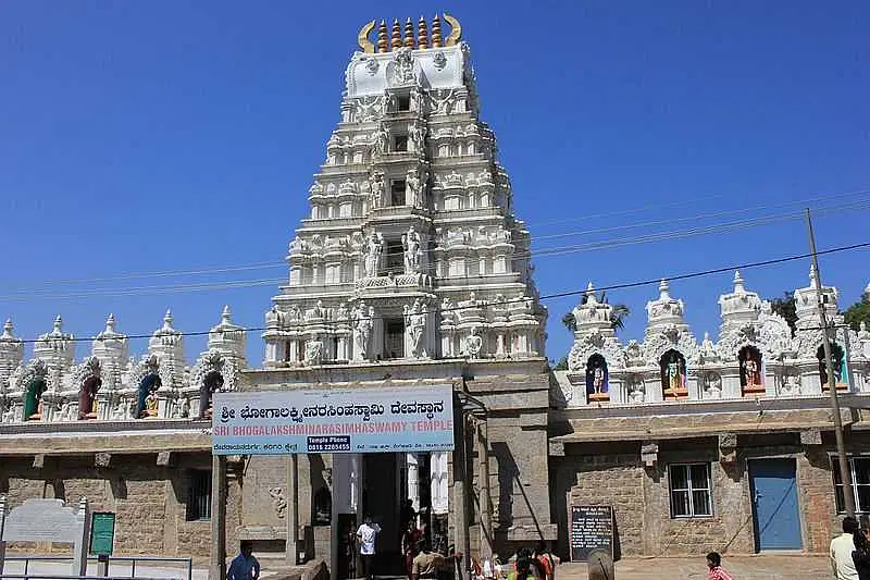 https://avathioutdoors.gumlet.io/travelGuide/dev/bangalore_P6744.jpg