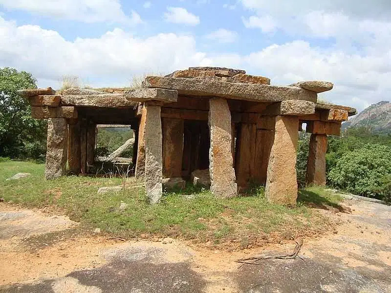 https://avathioutdoors.gumlet.io/travelGuide/dev/bangalore_P6774.jpg