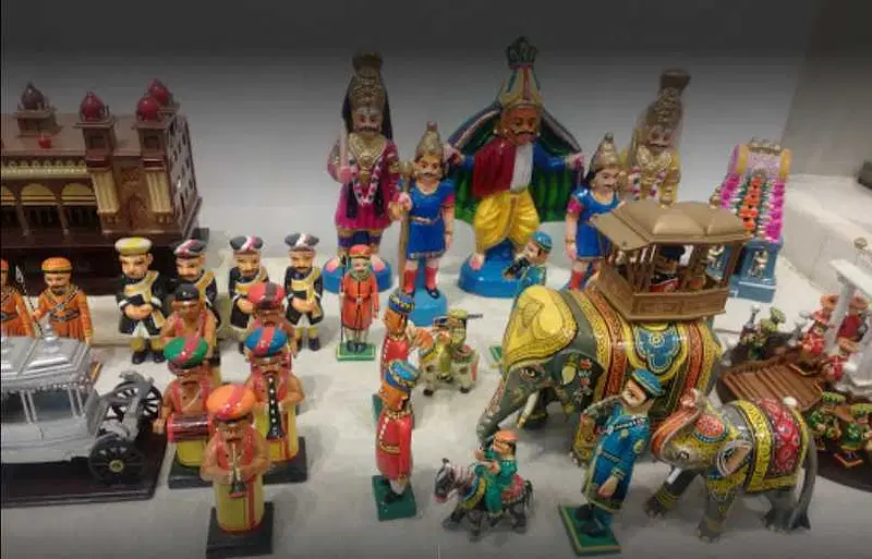 Visit Shanti Road Studio Gallery