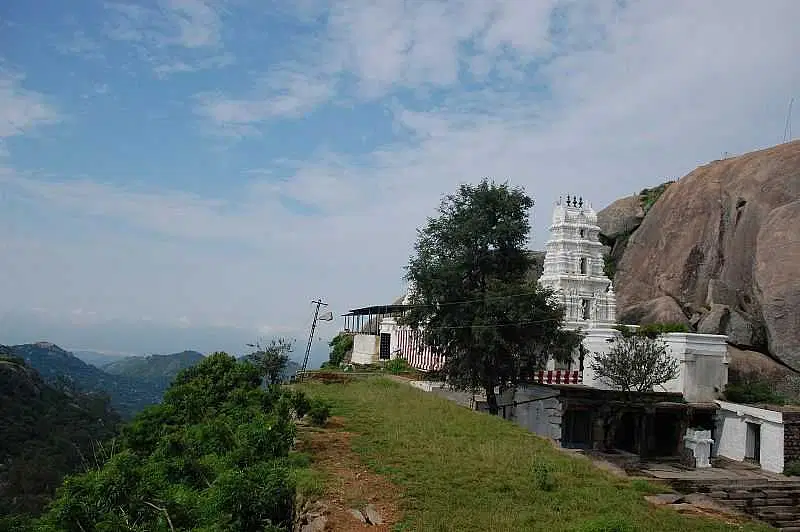 https://avathioutdoors.gumlet.io/travelGuide/dev/bangalore_P9605.jpg