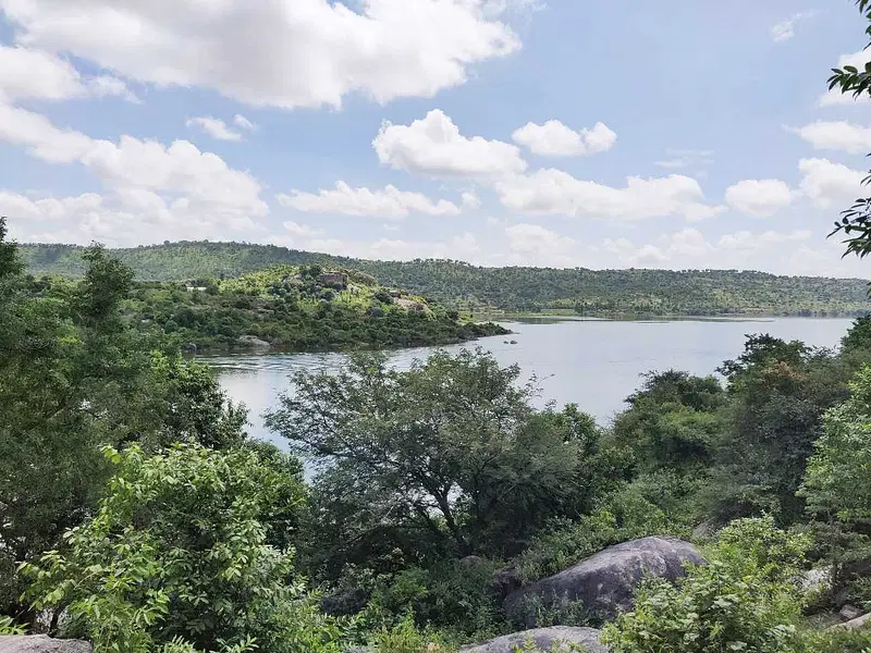 https://avathioutdoors.gumlet.io/travelGuide/dev/bangalore_P9926.jpg