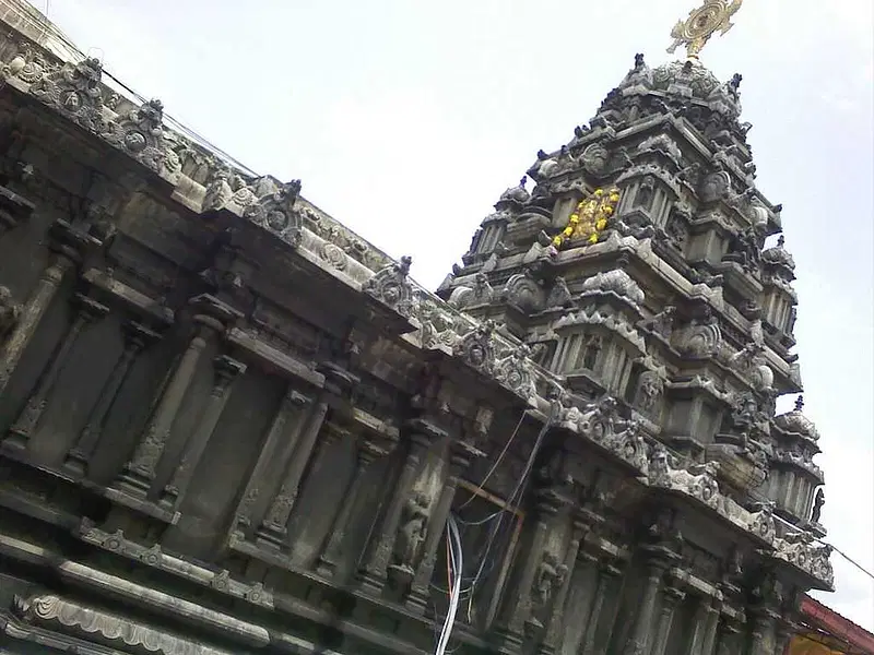 https://avathioutdoors.gumlet.io/travelGuide/dev/bhadrachalam_P8303.jpg