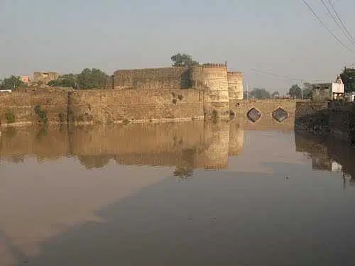 https://avathioutdoors.gumlet.io/travelGuide/dev/bharatpur_P8503.jpg