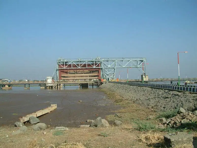 https://avathioutdoors.gumlet.io/travelGuide/dev/bhavnagar14869.jpg