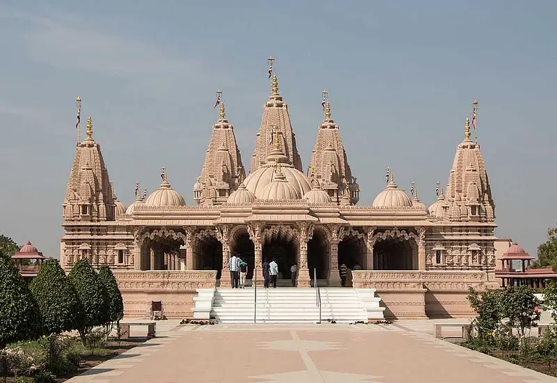 https://avathioutdoors.gumlet.io/travelGuide/dev/bhavnagar19910.jpg