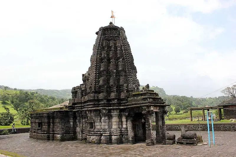 https://avathioutdoors.gumlet.io/travelGuide/dev/bhimashankar17956.jpg