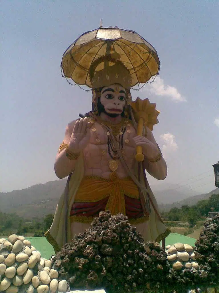 https://avathioutdoors.gumlet.io/travelGuide/dev/bhimtal83772.jpg