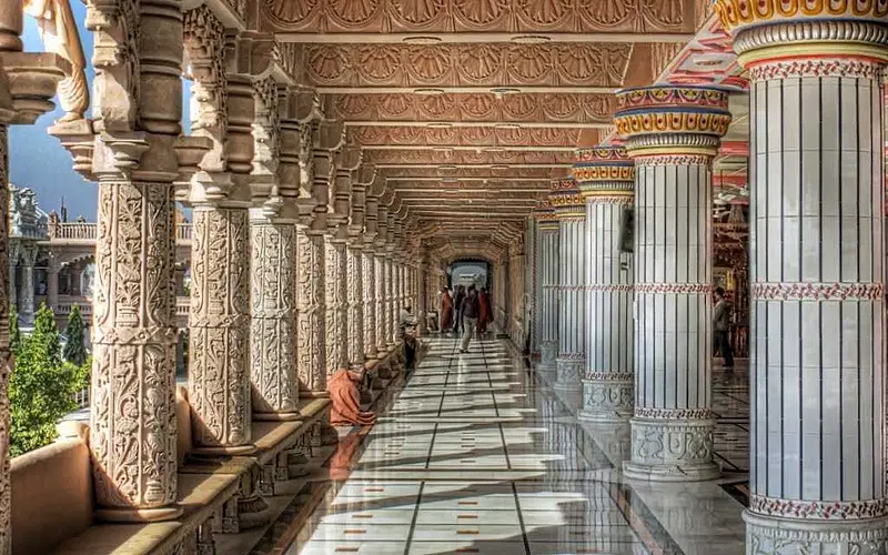 https://avathioutdoors.gumlet.io/travelGuide/dev/bhuj28990.jpg