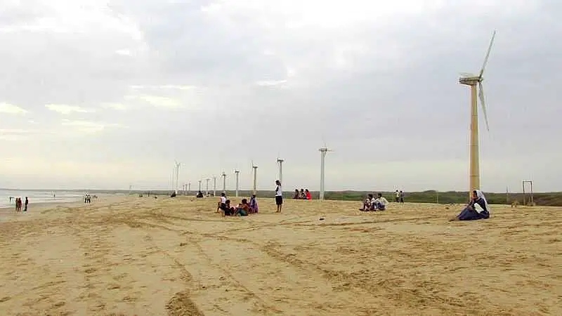 https://avathioutdoors.gumlet.io/travelGuide/dev/bhuj_P4358.jpg
