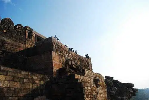 https://avathioutdoors.gumlet.io/travelGuide/dev/chitrakoot_P8829.jpg