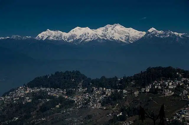 https://avathioutdoors.gumlet.io/travelGuide/dev/darjeeling59203.jpg