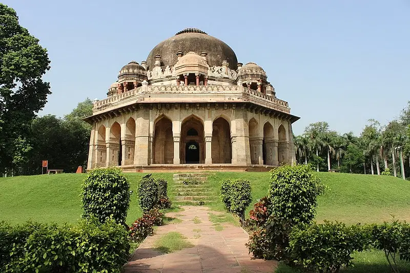 https://avathioutdoors.gumlet.io/travelGuide/dev/delhi_P1605.jpg