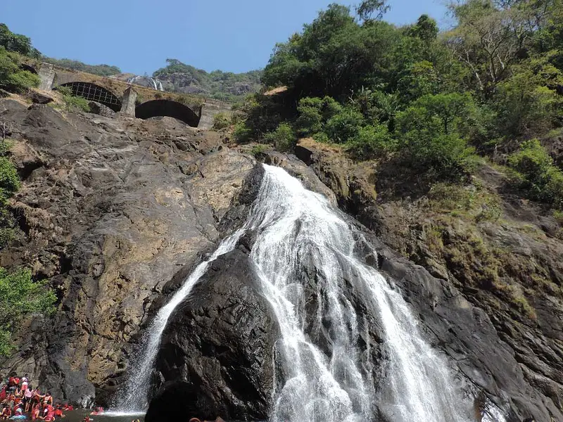 https://avathioutdoors.gumlet.io/travelGuide/dev/goa_P9209.jpg